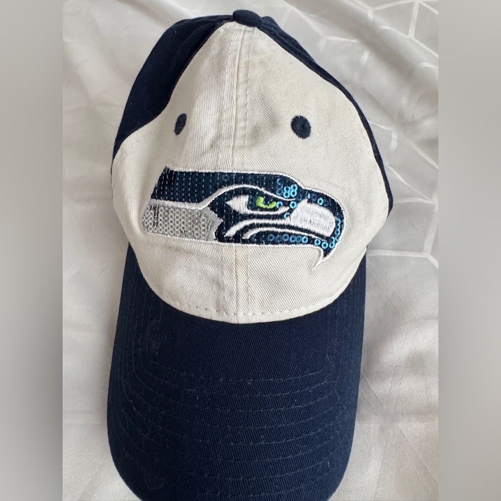 New Era Women's Seattle Seahawks Team Glimmer 9FORTY Adj Strapback Cap EUC